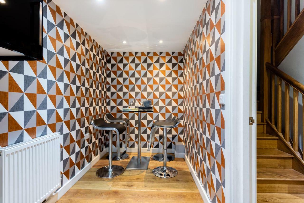 The Norfolk Maisonette - Lovely 4Bdr Mews ロンドン エクステリア 写真